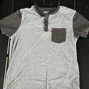 Levi's Gray and Black Short Sleeve Tee